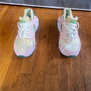 Nike Kids Pink and Cream Sneakers